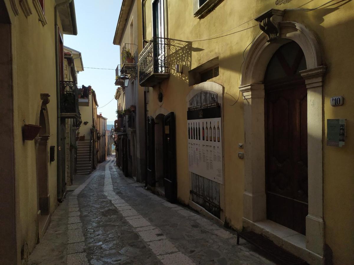 Stanze Don Gesualdo Alloggio Turistico Taurasi Exterior foto